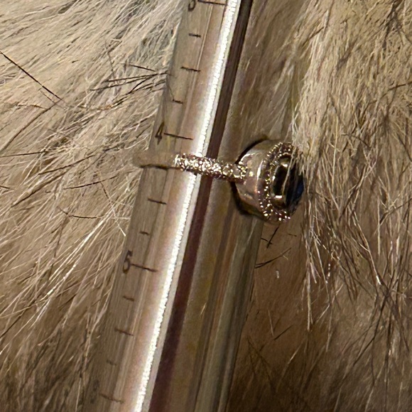 Sapphire and diamond ring - Picture 13 of 13